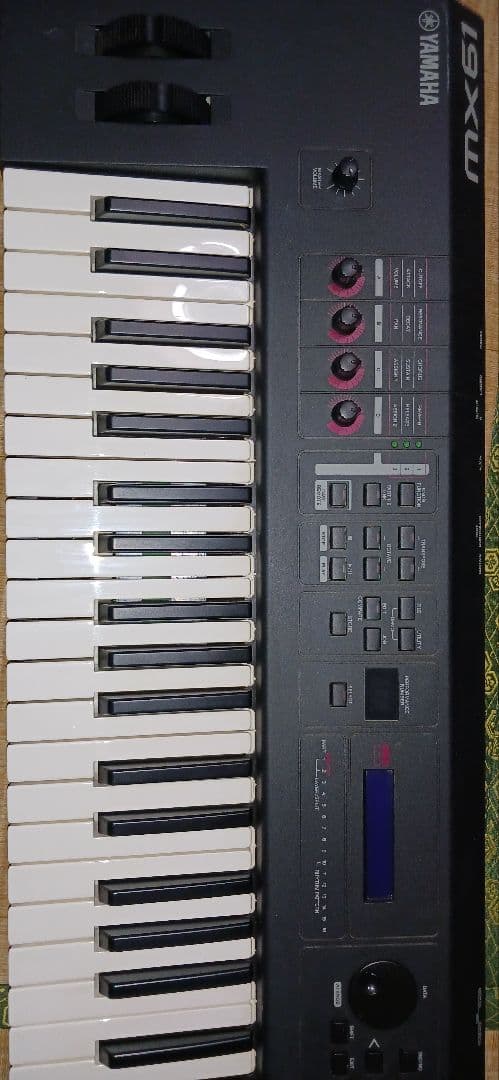 Yamaha MX61 シンセサイザー 61鍵