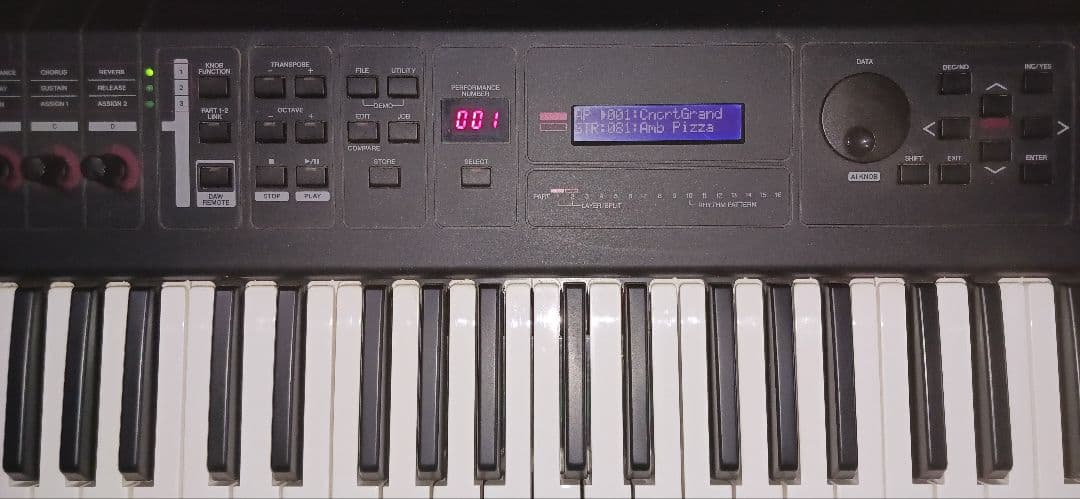 Yamaha MX61 シンセサイザー 61鍵