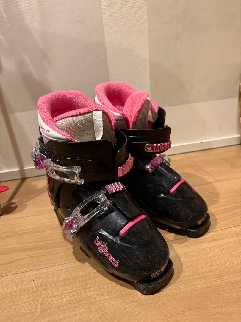 スキー板130cm、ブーツ22cm、ストックセット　ジュニア