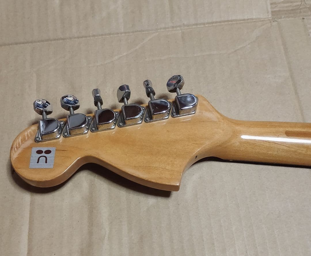 たぶんTOKAIかGRECO　ジャンク　3点どめ　ストラトキャスタータイプ