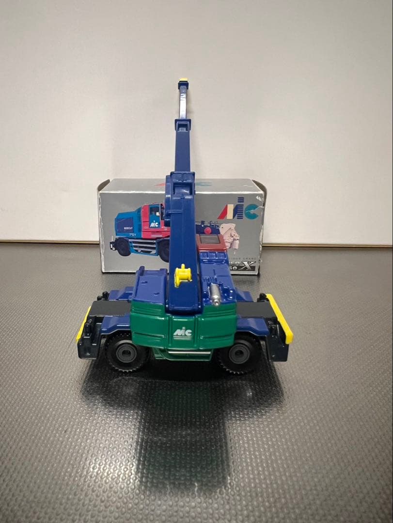 [値下げ中]TOMICAトミカ ミニカー　パンサーX 250 クレーン車