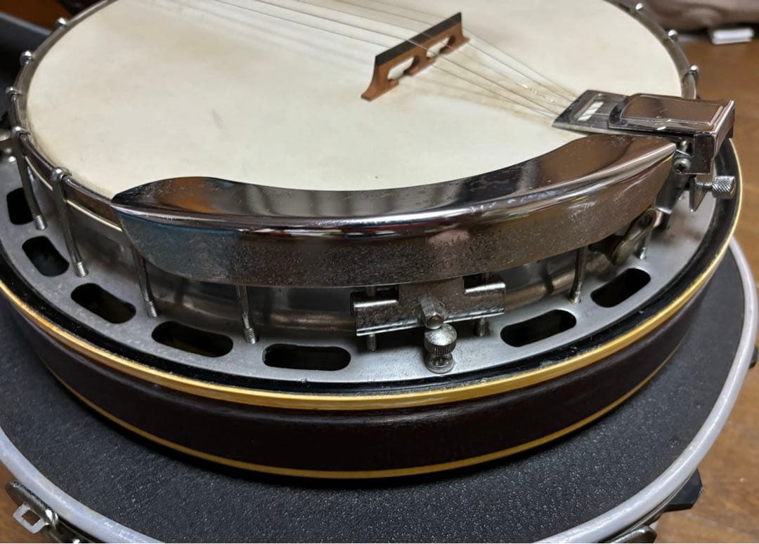 Vine５弦バンジョー　 ハードケース、スライド式5弦カポ付き！