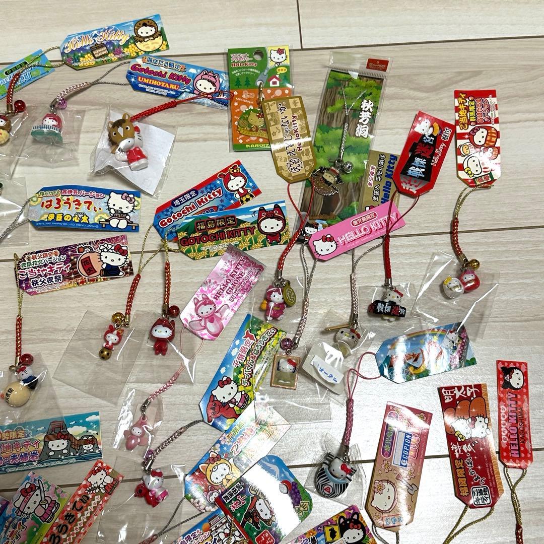 ご当地キティー　 ストラップ 55個セット