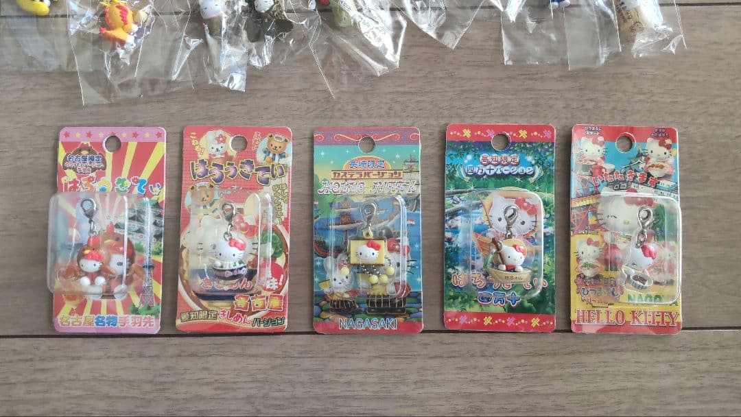 画像追加しました ご当地キティ 根付け+ファスナーマスコット