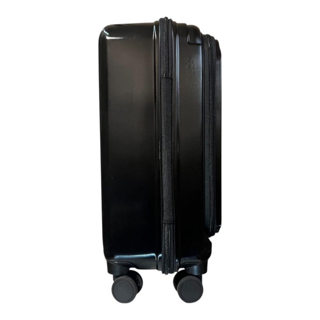 BERMAS バーマス 34L４輪キャリー　キャスターロック　ドリンクホルダー付