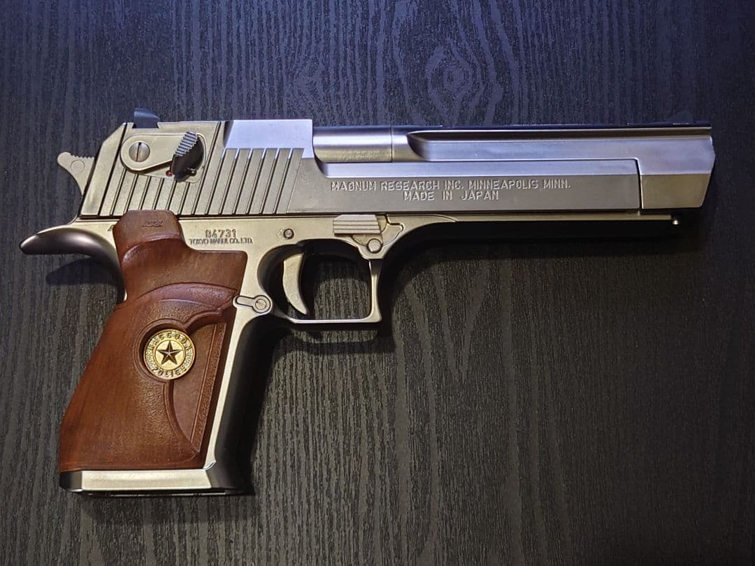 デザートイーグル .50AE ガスガン　バイオハザード２ レオン