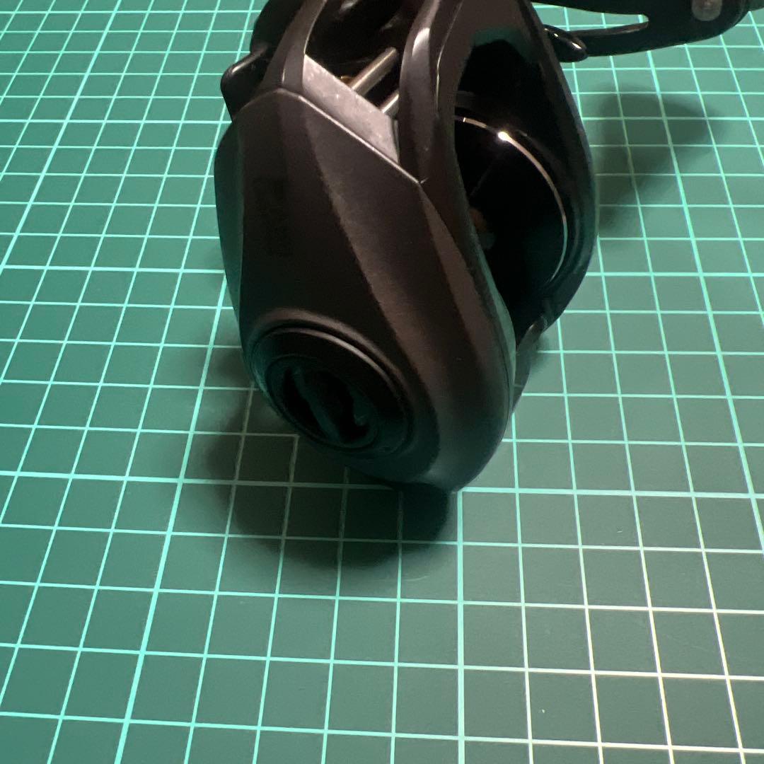 レボ　ビースト　40