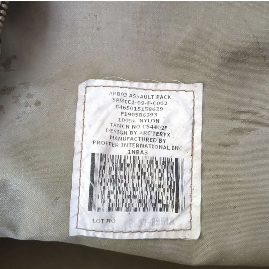 米軍実物　USMC 海兵隊　ARCTERYX アークテリクス　アサルトパック　②