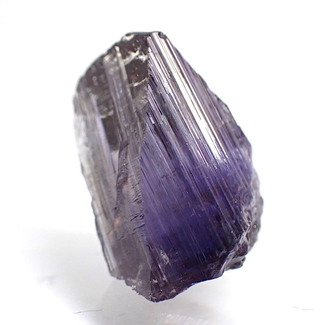 【タンザニア/メレラニ産】マルチカラーゾイサイト