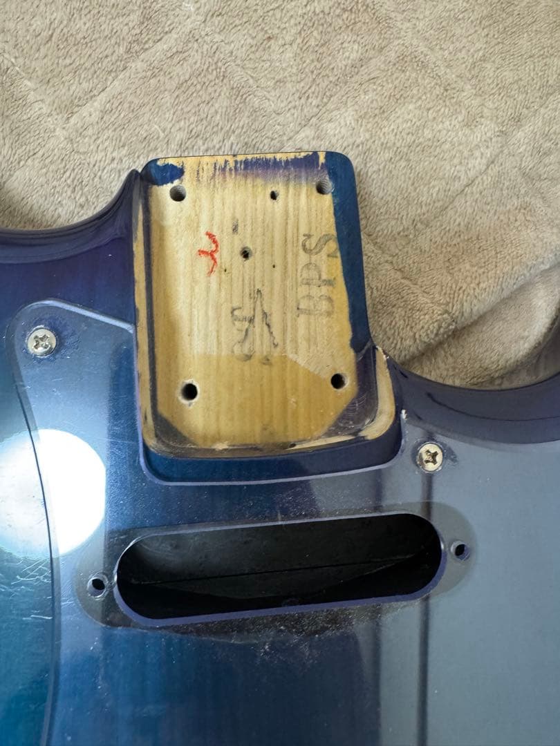 fernandes st-45c ストラトタイプ　アッシュ　フェンダーヘッド