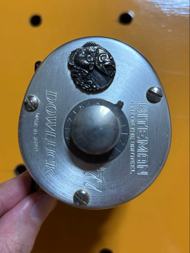 BITEMAN Dowlock ベイトリール