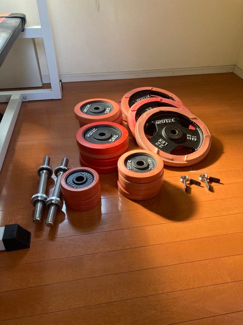 iROTEC トレーニングベンチとウエイトセット