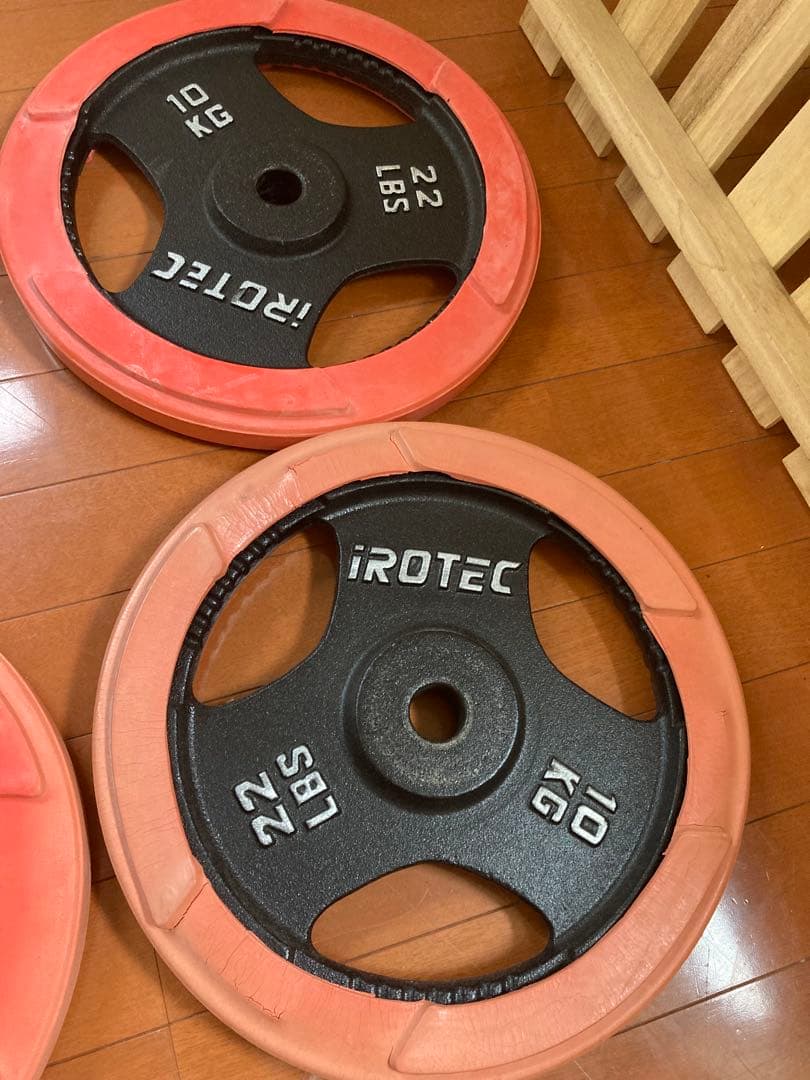 iROTEC トレーニングベンチとウエイトセット