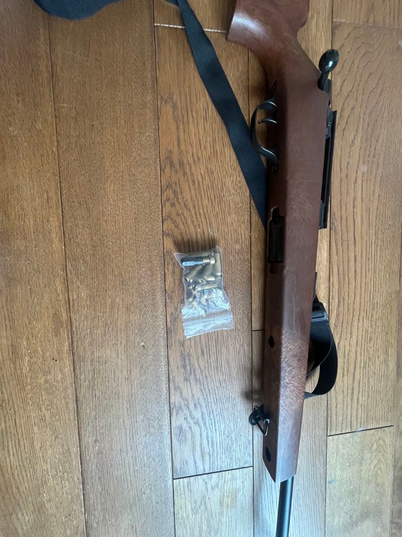 （値下げ）10禁クラウンモデルu10エアーコッキングスナイパーライフル