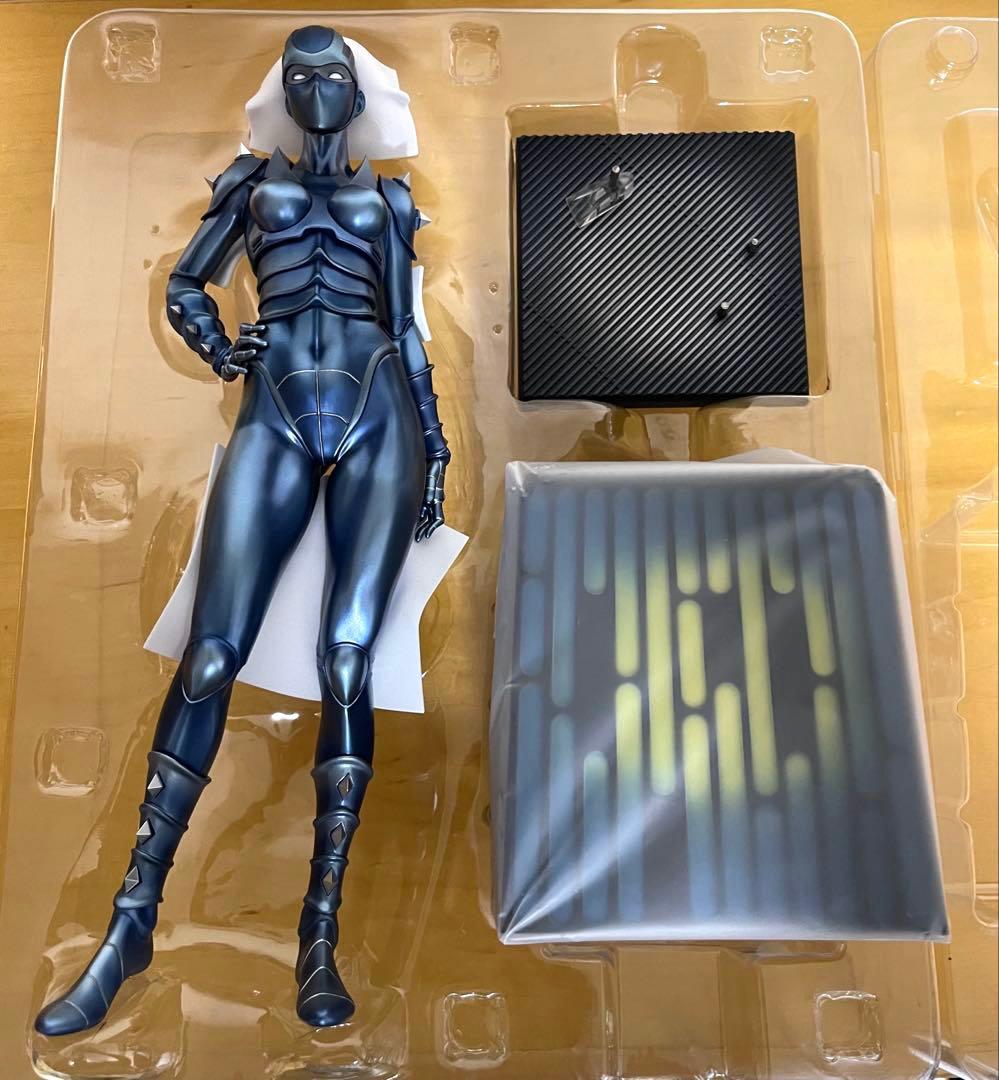 キューズQ COBRA アーマロイド・レディ 1/6スケールフィギュア