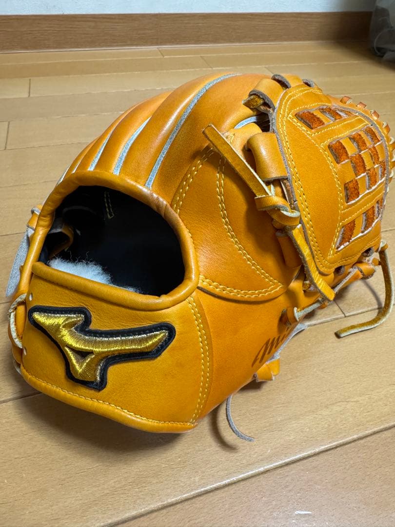 ミズノプロ　硬式グラブ内野手用
