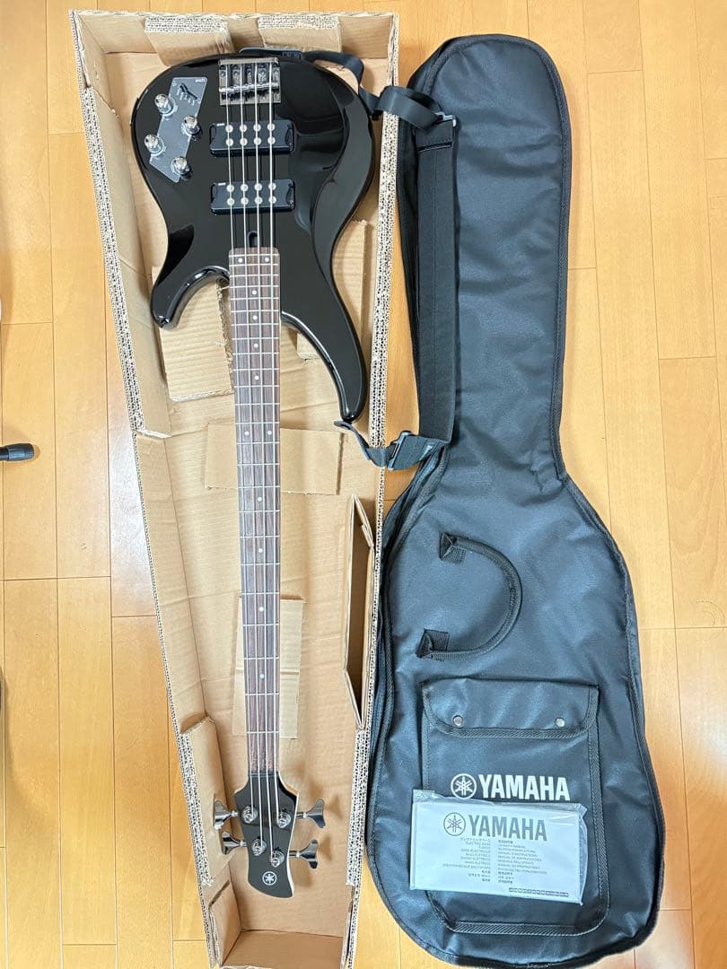 【ほぼ新品】YAMAHA エレキベース　TRBX304 ブラック
