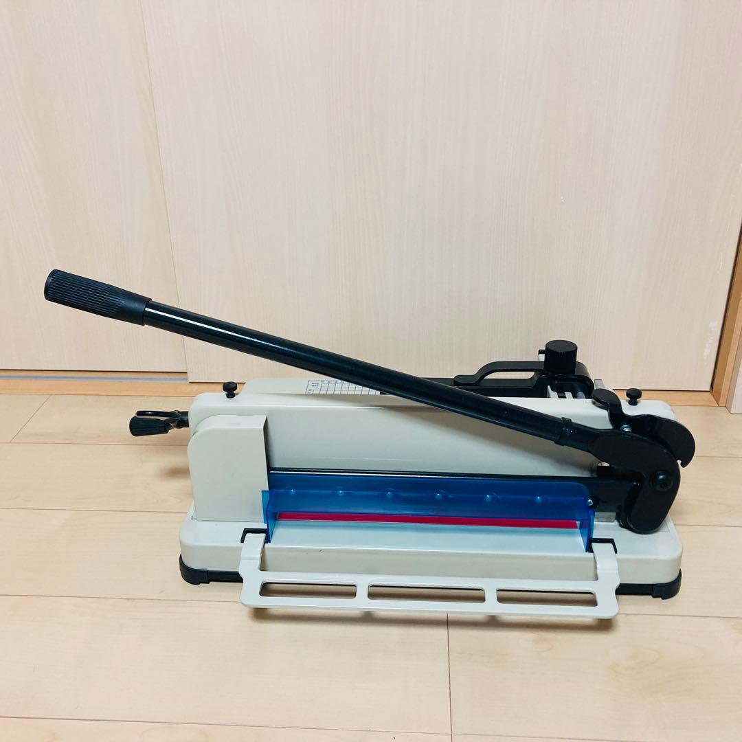 【極美品】ダイシン商事 大型裁断機 DS-858A4 業務用 ペーパーカッター