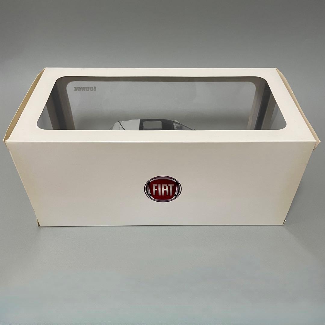 1/18 ノレブ製モデルカー　フィアット500 ラウンジ　ホワイトパール