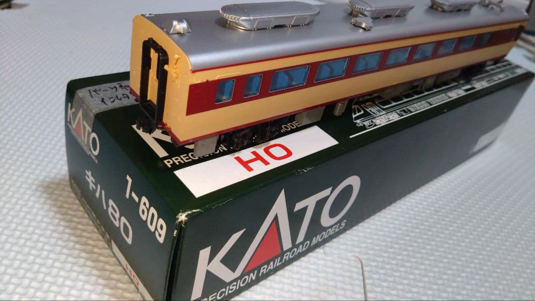 HOゲージ KATO キハ80(M付)(M無).81.82 4両セット　中古車両