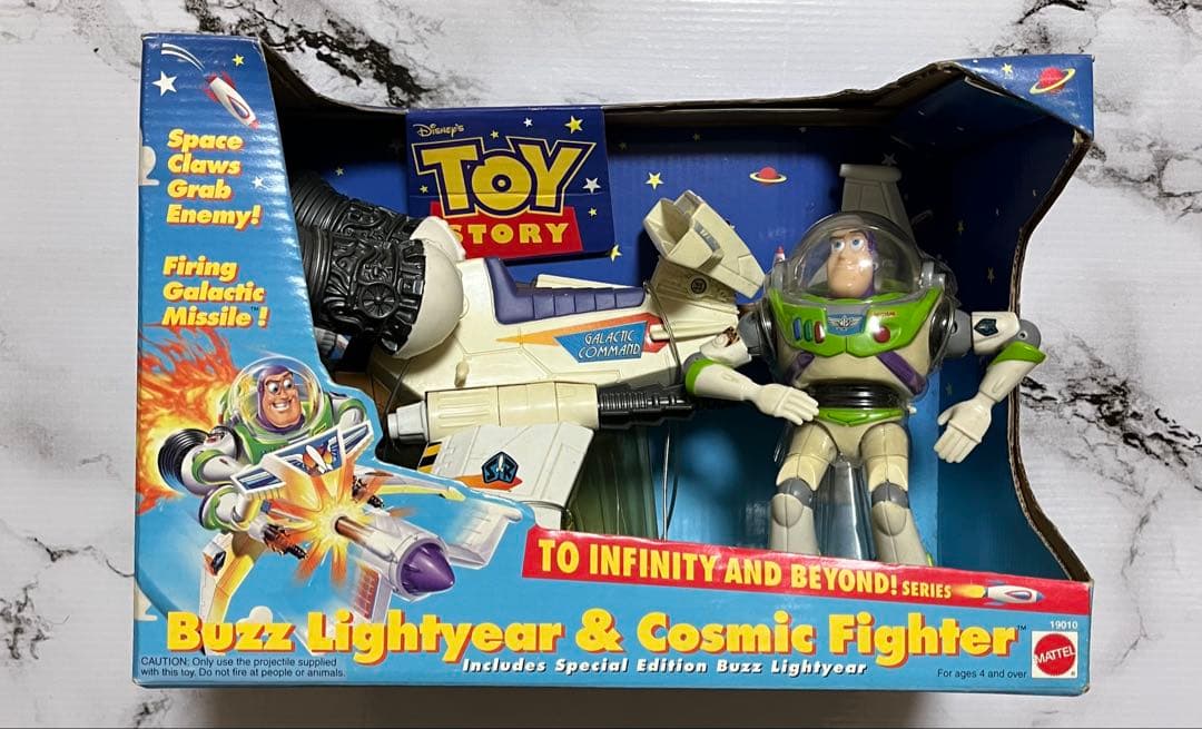 トイストーリー バズライトイヤー バズ フィギュアディズニー　disney