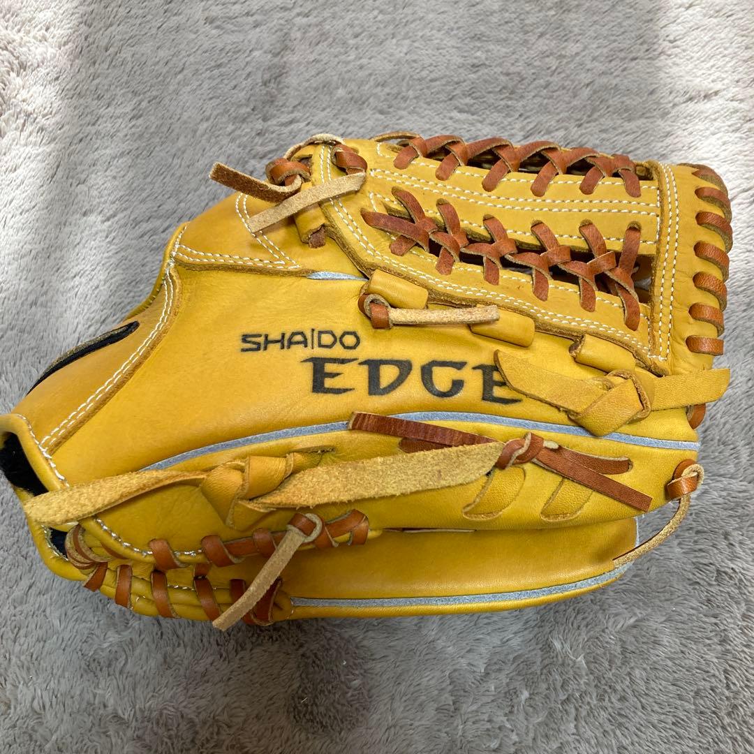 Nike SHAIDO EDGE 軟式グローブ 内野手用　右投げ用