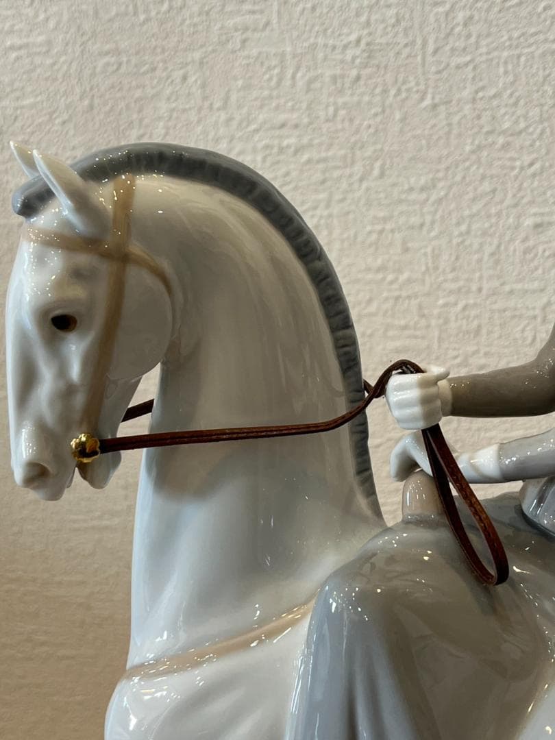 【新品未使用品】LLADRO リヤドロ「白い馬の少女」フィギュリン 陶磁器