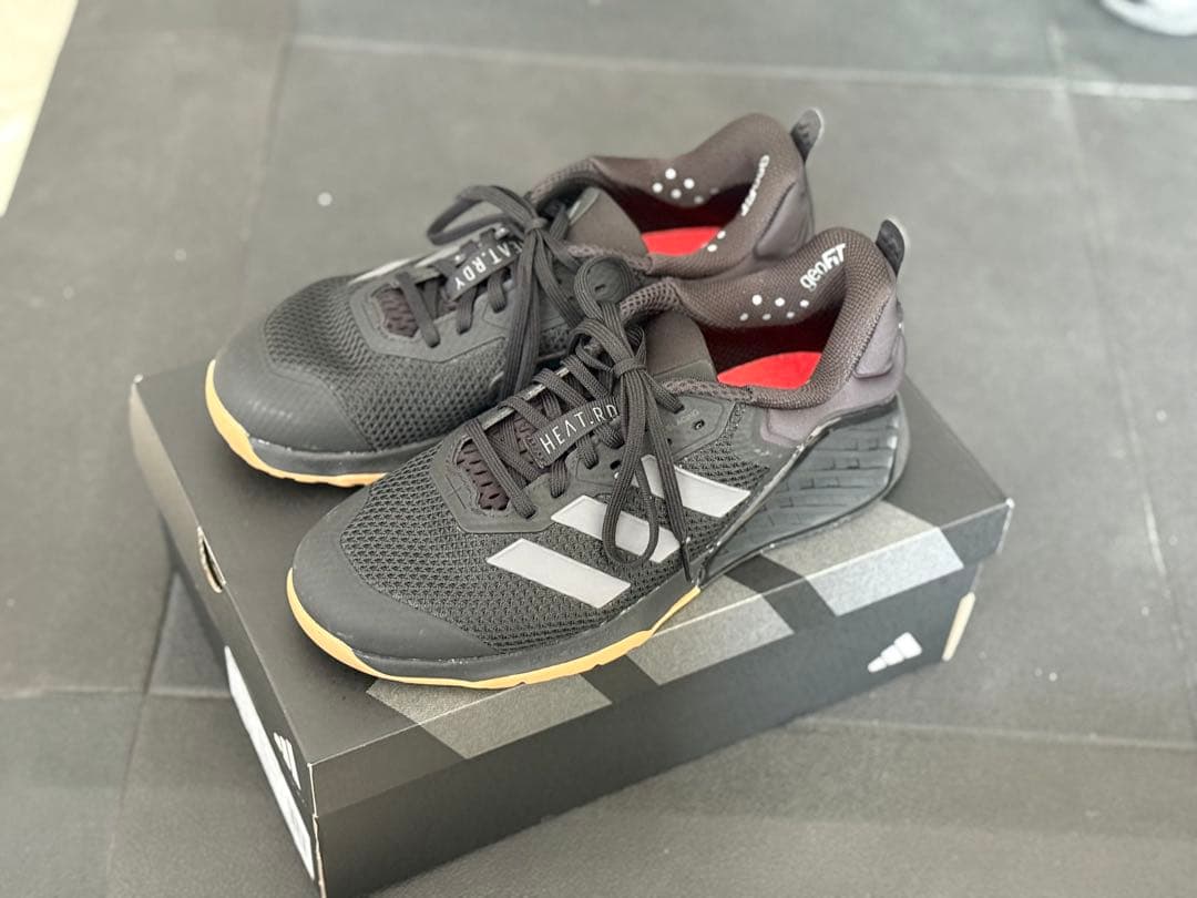 値下げNG 美品　アディダス　ドロップセット3トレーナー　 27.0cm