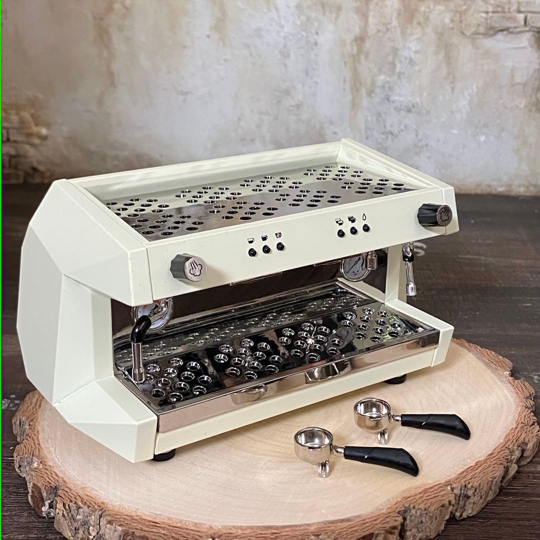 ミニチュア　キッチン雑貨　コーヒーメーカー　金属製　ドールハウス