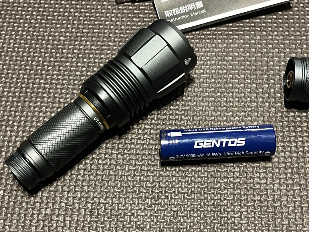 【未使用】GENTOS UT-1900R フラッシュライト