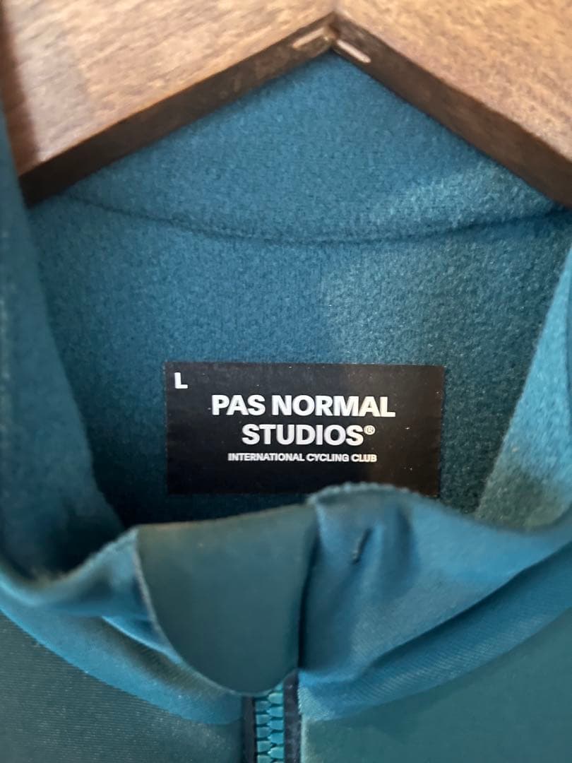 PAS NORMAL STUDIOS サイクルジャージ Lサイズ 緑