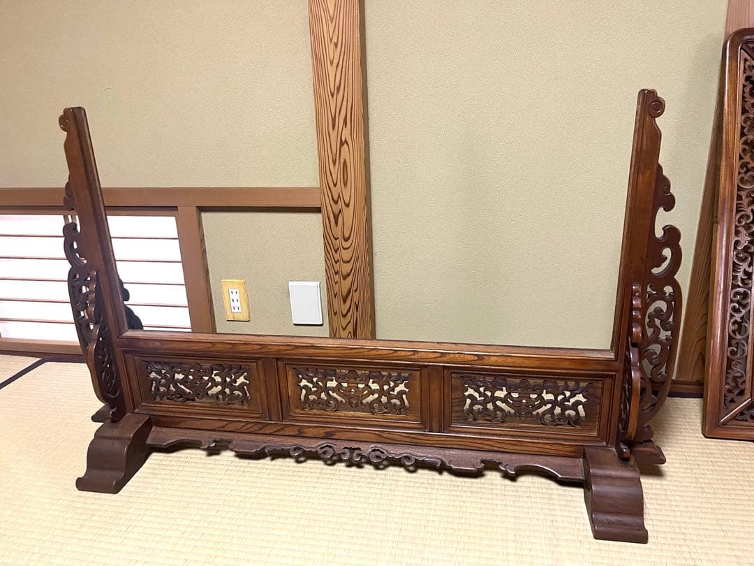 衝立　金に虎と松の絵　和風衝立　間仕切り　アンティーク　年代物