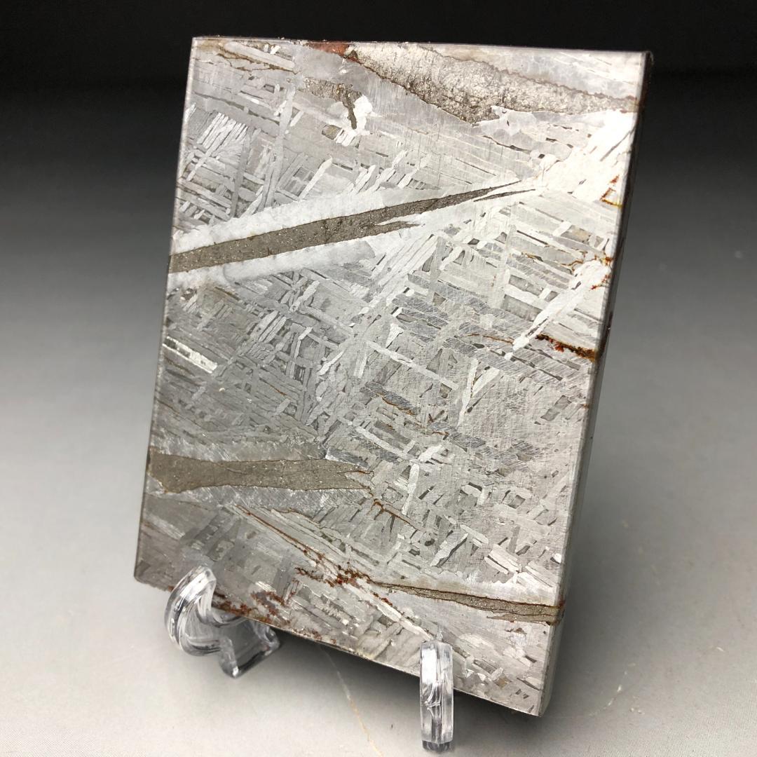 アルタイ隕石　 鉄隕石　メテオライト鉄隕石　原石　重さ約263ｇ