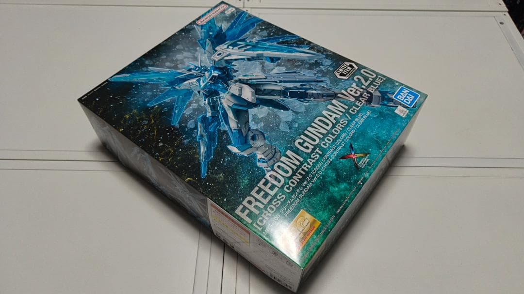 MG フリーダムガンダム CROSS CONTRAST COLORSクリアブルー