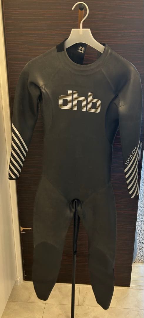 dhb ウェットスーツ