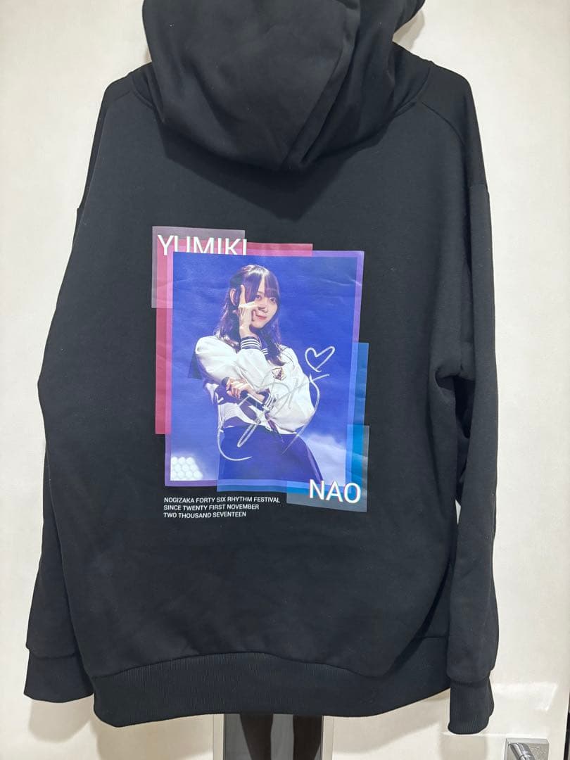 弓木奈於直筆サイン入りパーカー ブラック