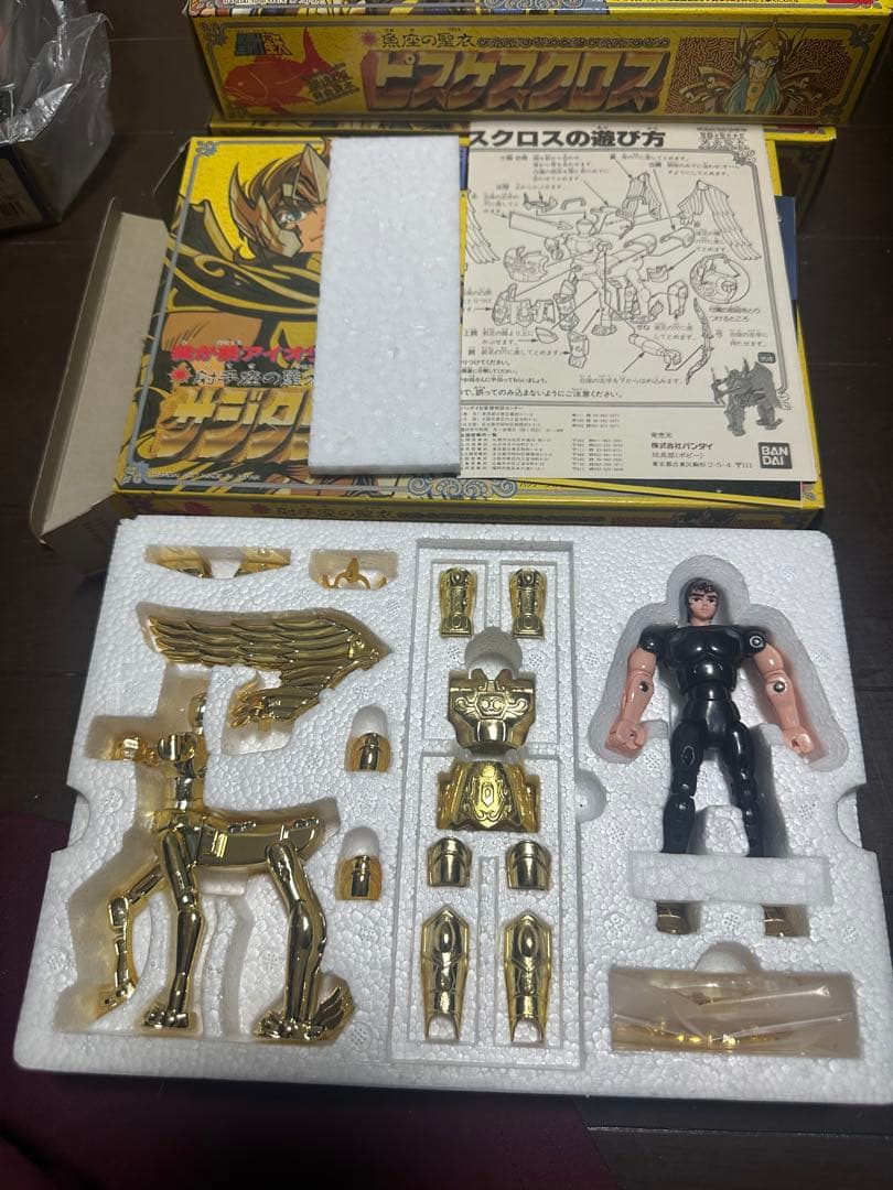 聖闘士聖衣大系　黄金聖衣7体＋アルファローブ