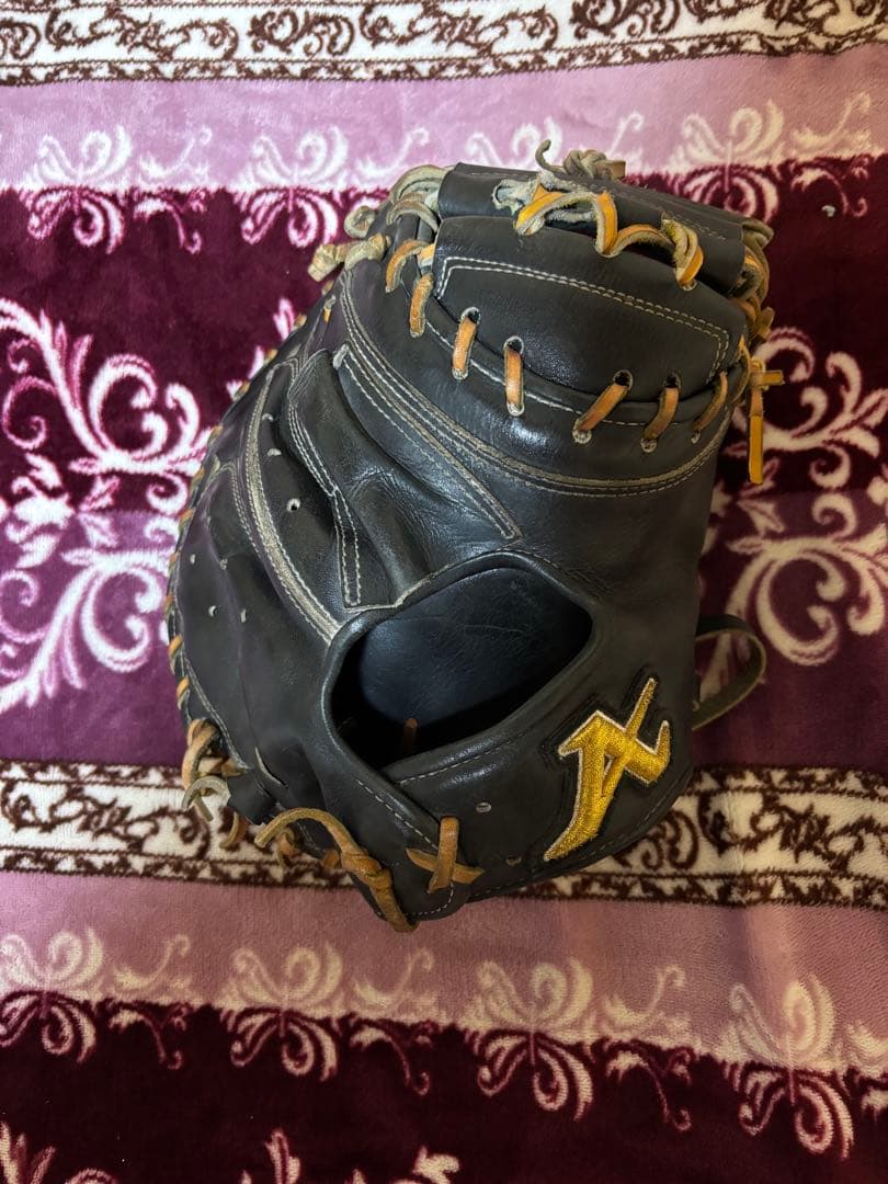 アトムズ　硬式　キャッチャーミット　おまけつき