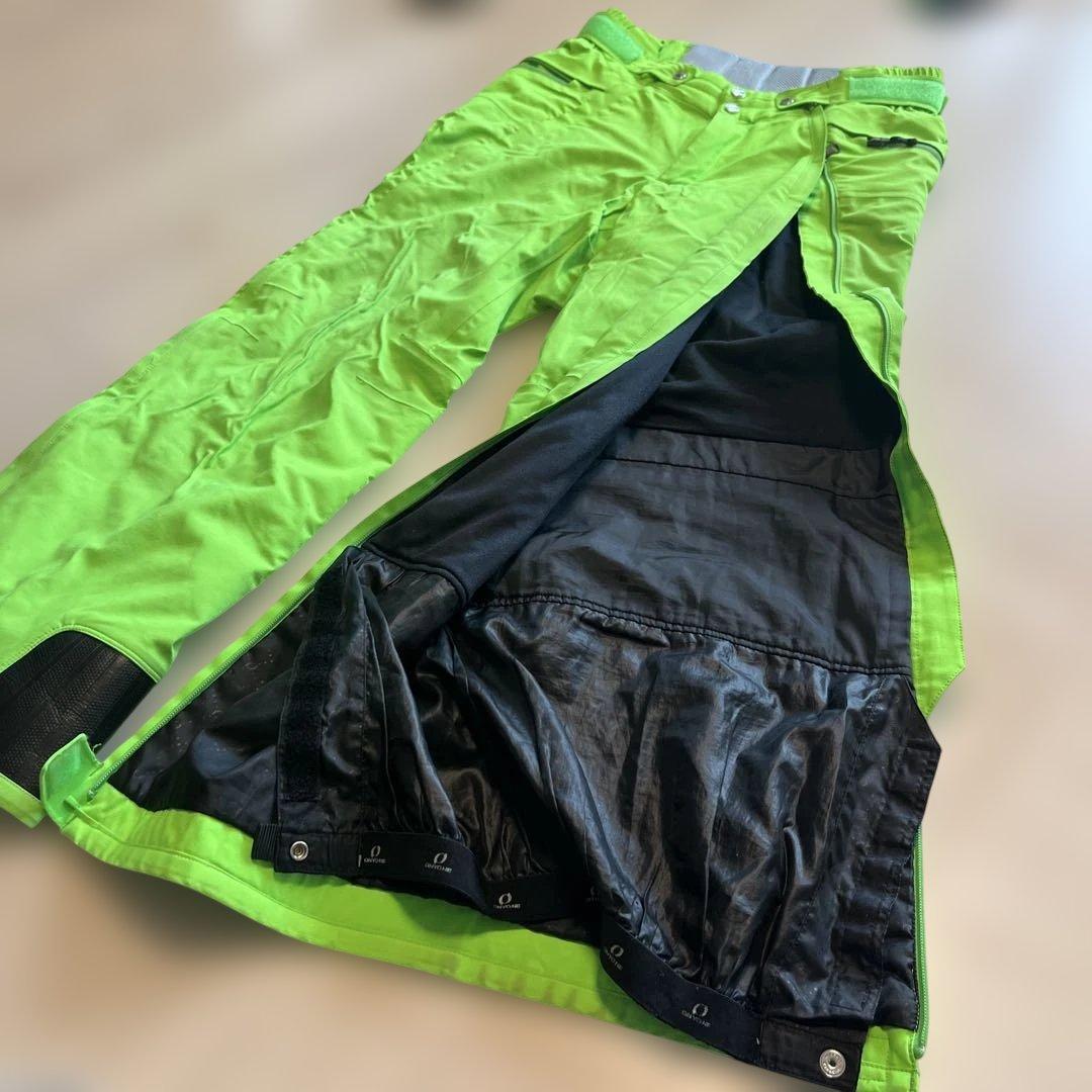 2017-2018 ONYONE スキーウェア 上下セット　ブラック/グリーン