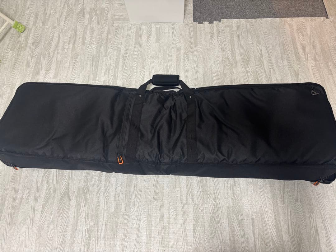 Roland AX-Edge-B (ブラック) 49鍵盤 ショルダーキーボード