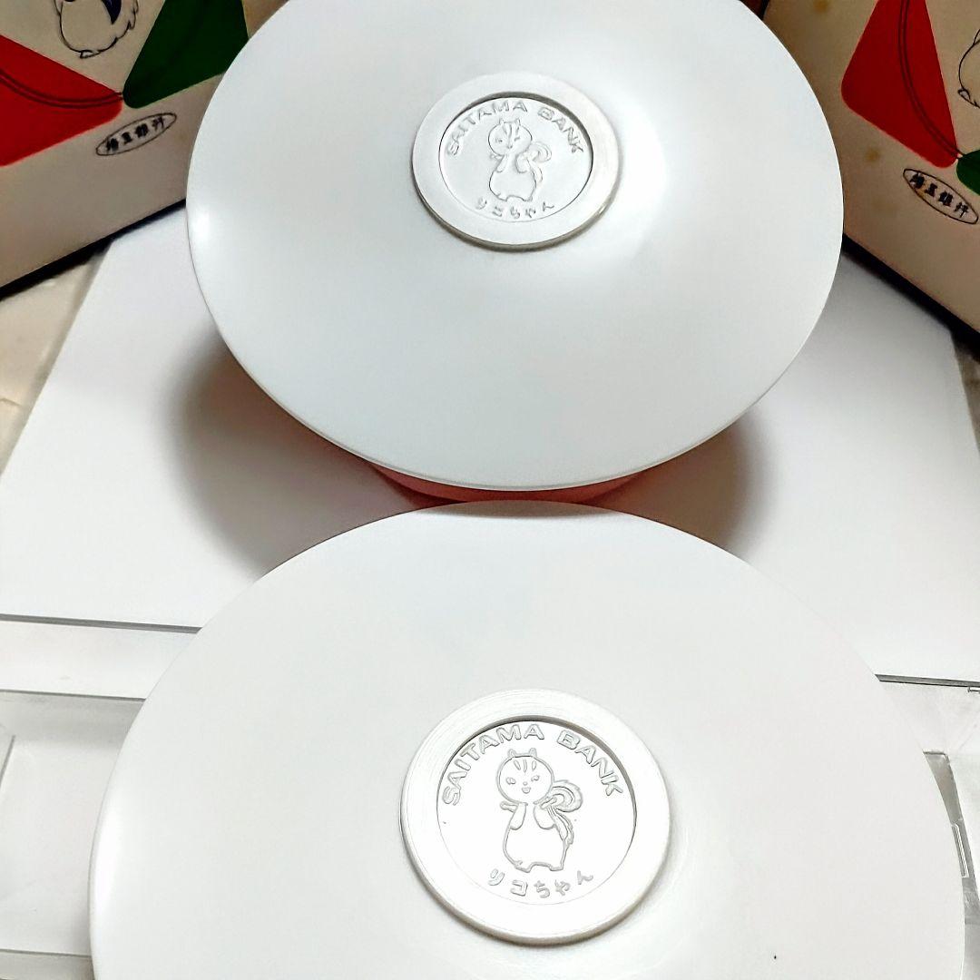 5773#0203　埼玉銀行のリコちゃん貯金箱と絵皿ドイツとポルトガル　0203