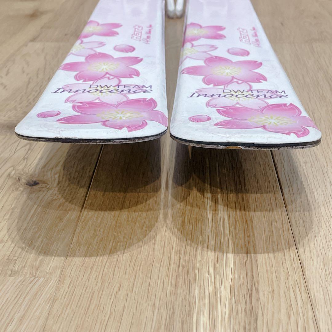 Hart ジュニアスキーセット スキー板／ビンディング／ポール／ピンク花柄