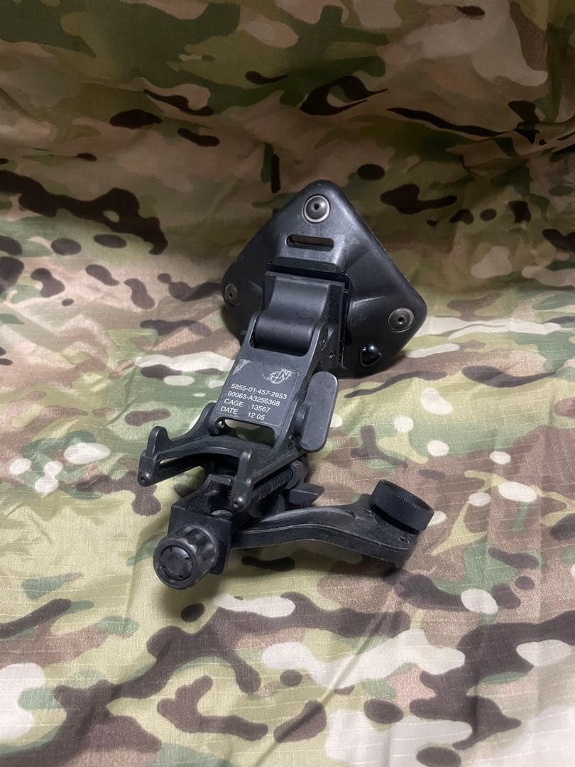 【実物】Norotos ヘルメットマウントナイトビジョンマウントセットM154