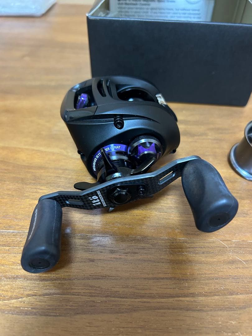 美品！メガバス IS71 HYPER LARIAT スーパーフィネススプール付き