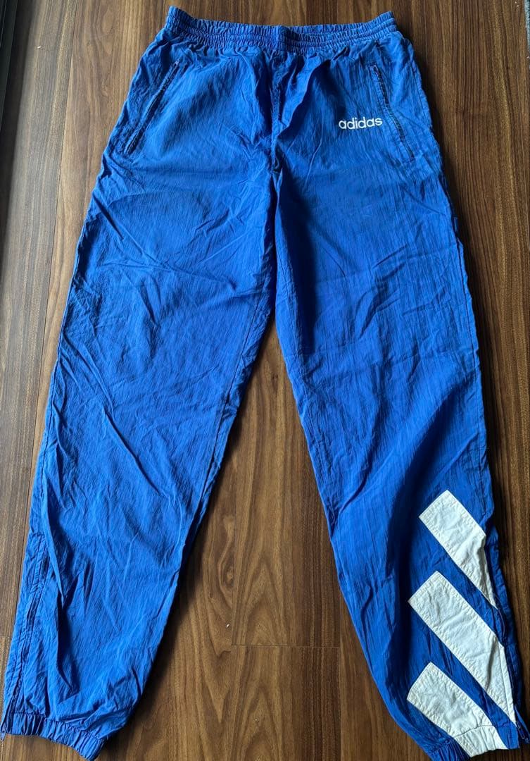アディダス　シャカシャカパンツ