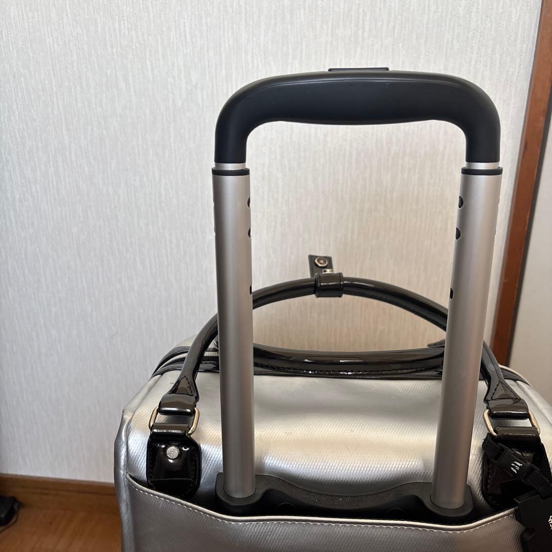 M-U SPORTS ゴルフバッグ・キャディバッグ シルバー