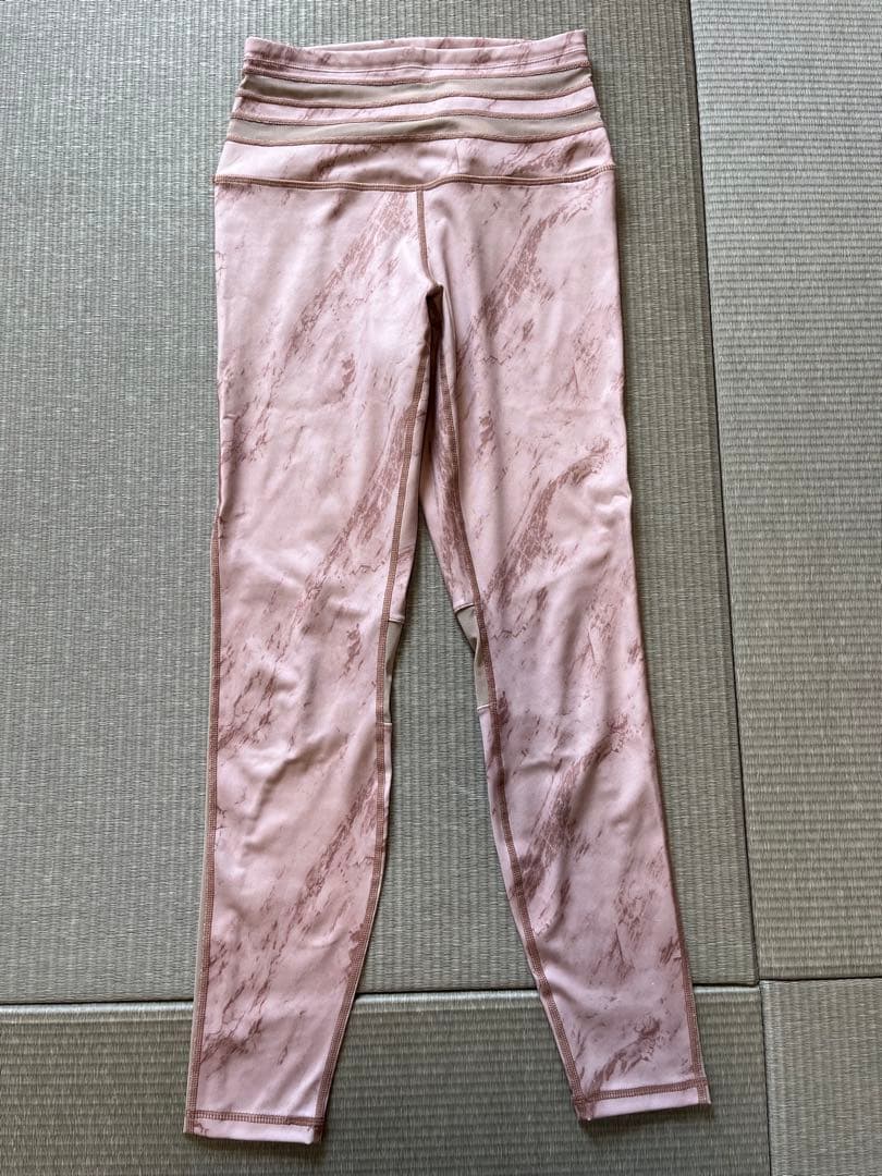 ホットヨガウェア LAVA SUKALA上下4点セットSサイズ　ラバ　スカーラ