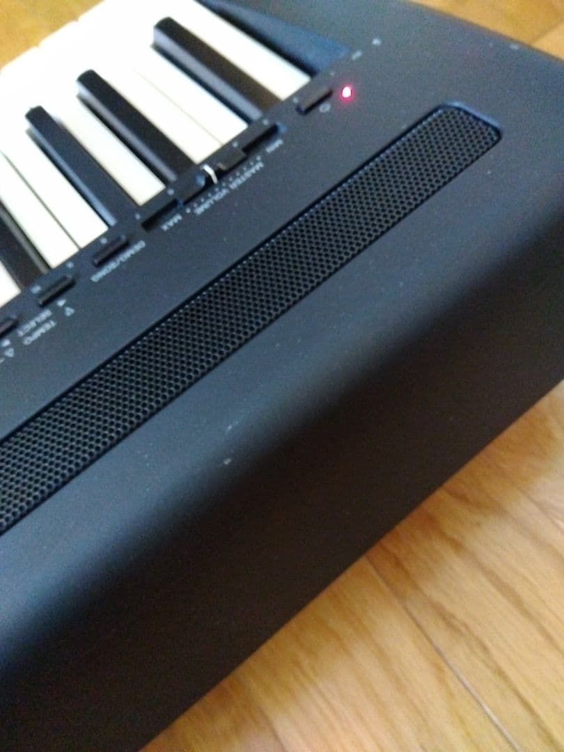 YAMAHA 電子ピアノ P-95B 譜面台、簡易ペダル、アダプター