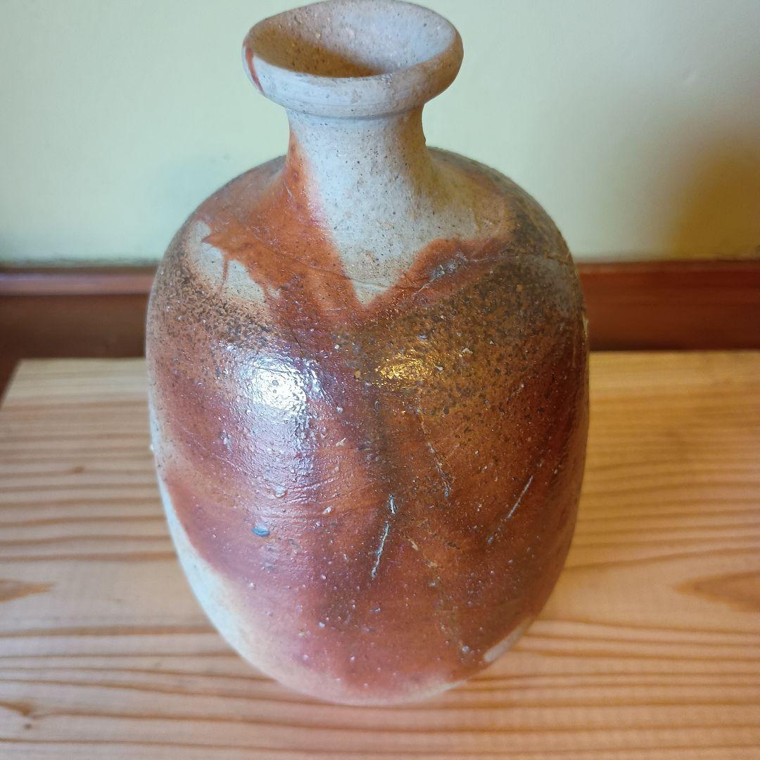 備前焼　人間国宝　伊勢崎淳　緋襷徳利　共箱