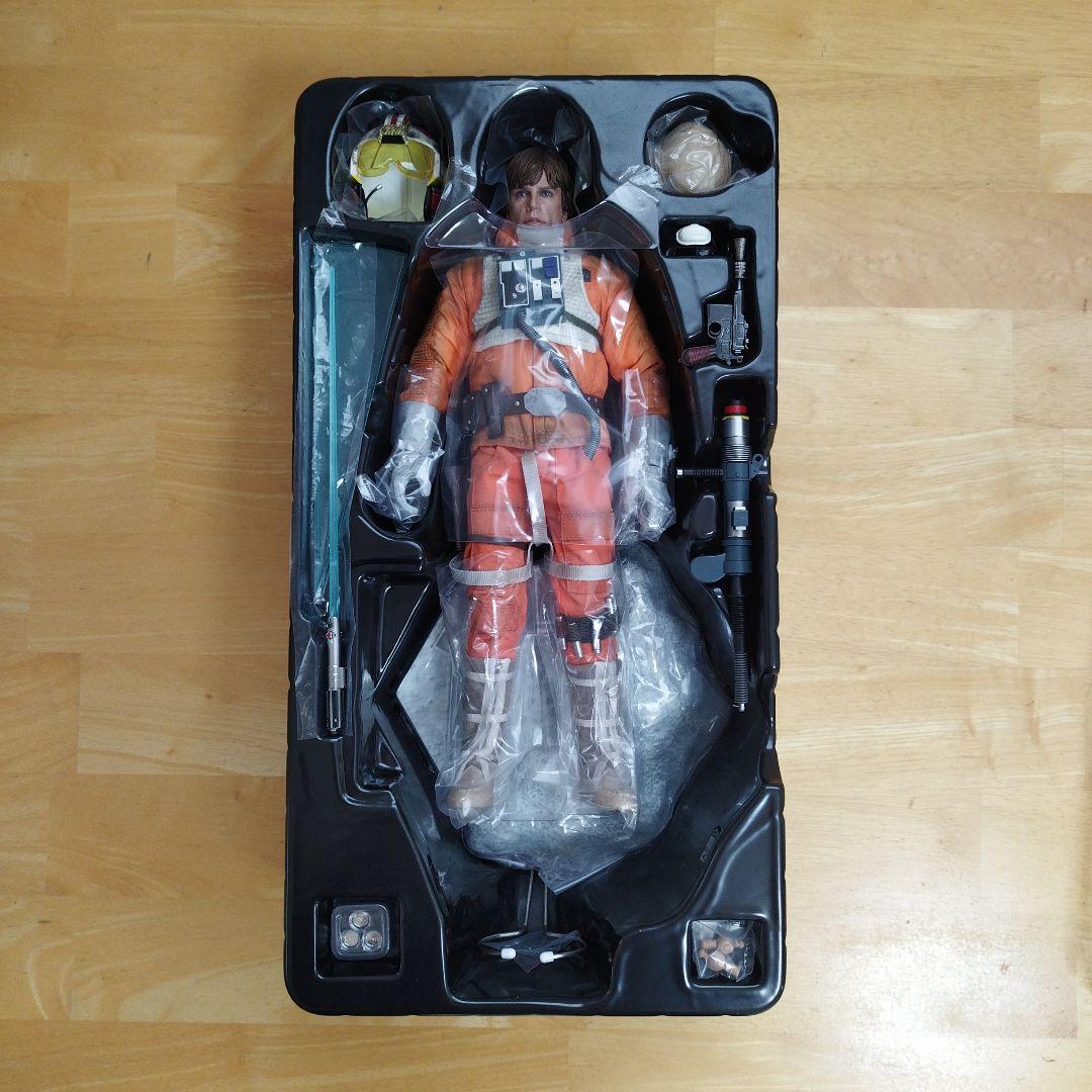 ホットトイズ　スターウォーズ　ルーク　パイロット　アクセサリー完備　新品同様